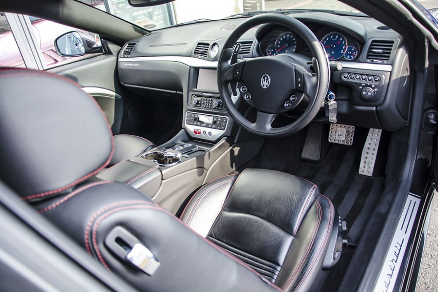 MASERATI GRANTURISMO COUPE V8 S MC Shift