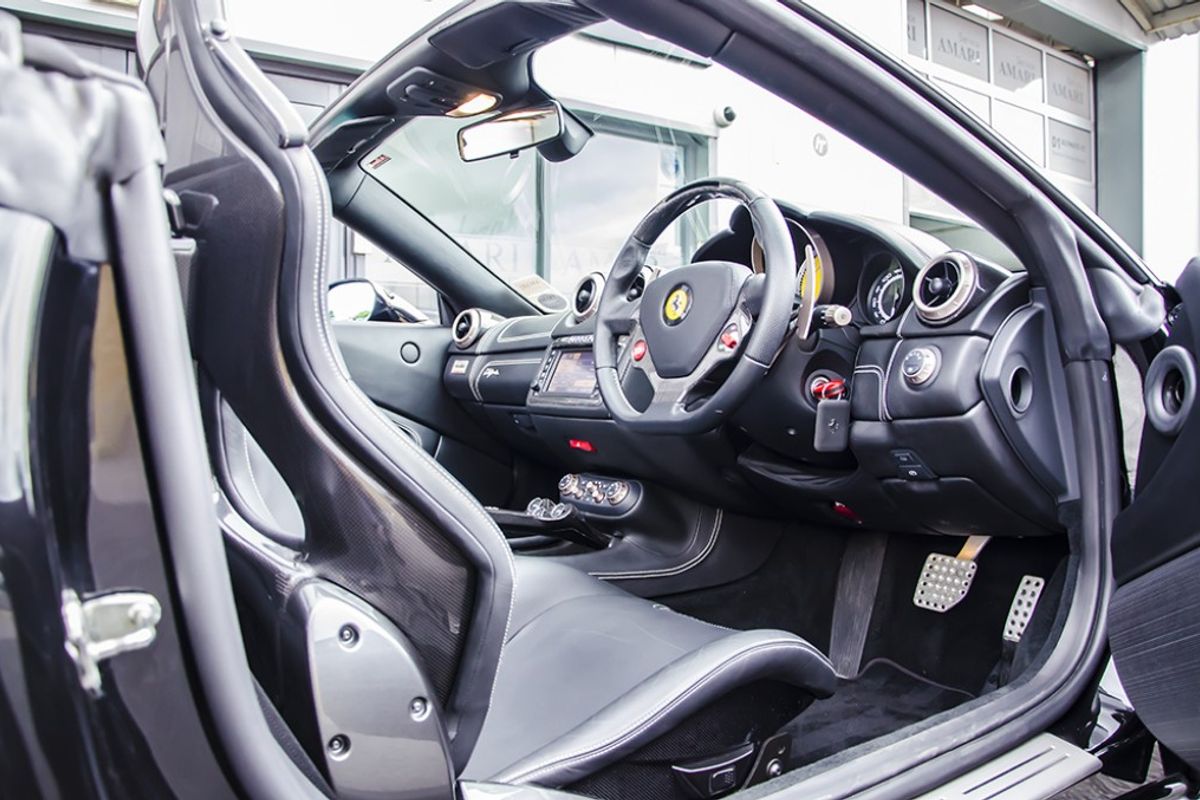 FERRARI CALIFORNIA CONVERTIBLE 2+ F1