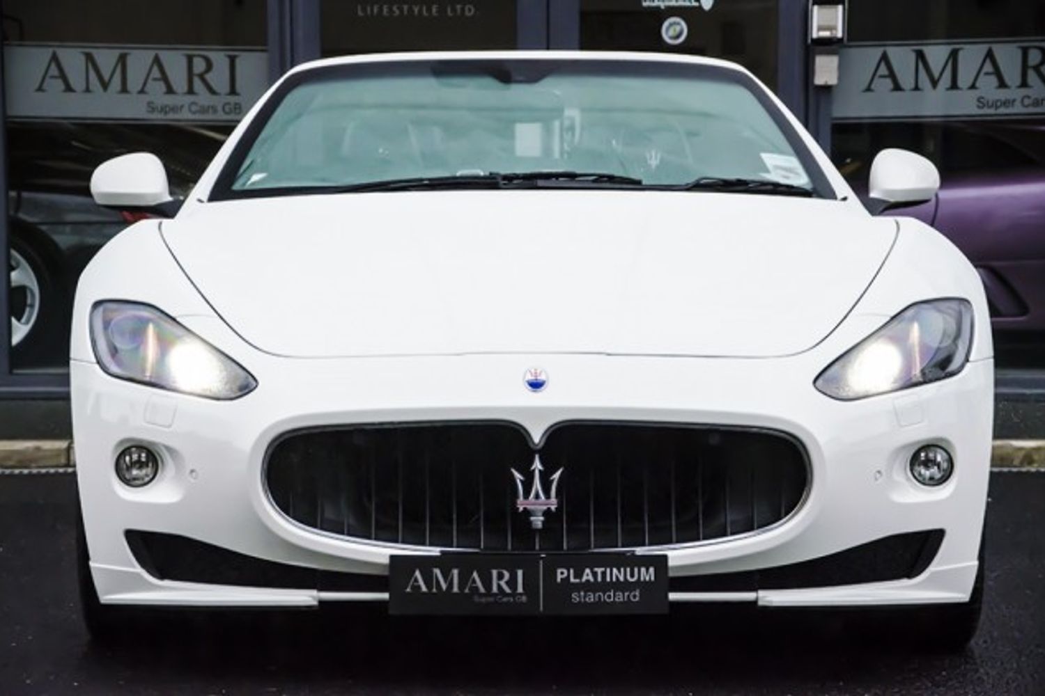 MASERATI GRANCABRIO CONVERTIBLE V8 Sport MC Shift
