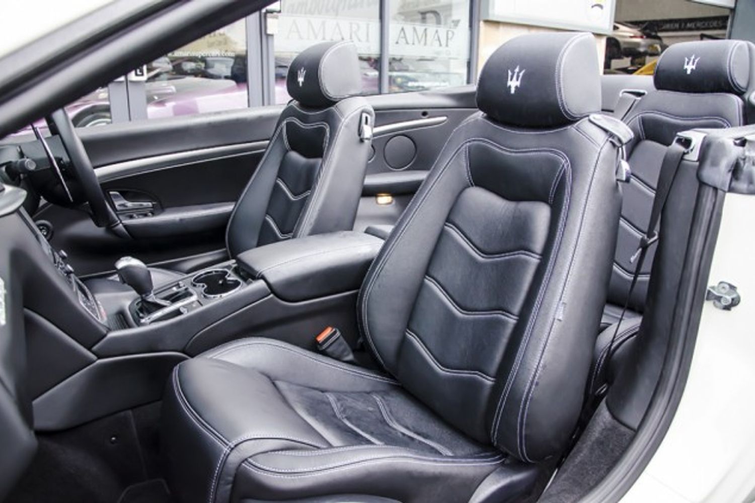 MASERATI GRANCABRIO CONVERTIBLE V8 Sport MC Shift