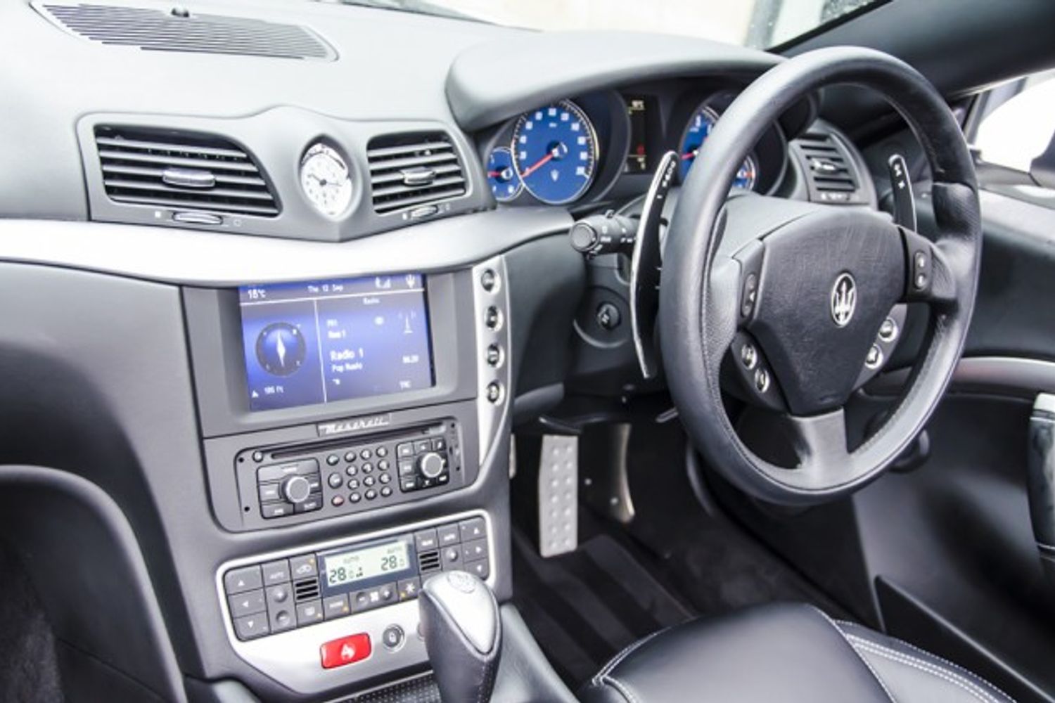MASERATI GRANCABRIO CONVERTIBLE V8 Sport MC Shift