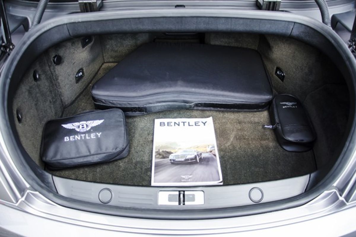 BENTLEY CONTINENTAL GTC CONVERTIBLE 6.0 W12 Auto