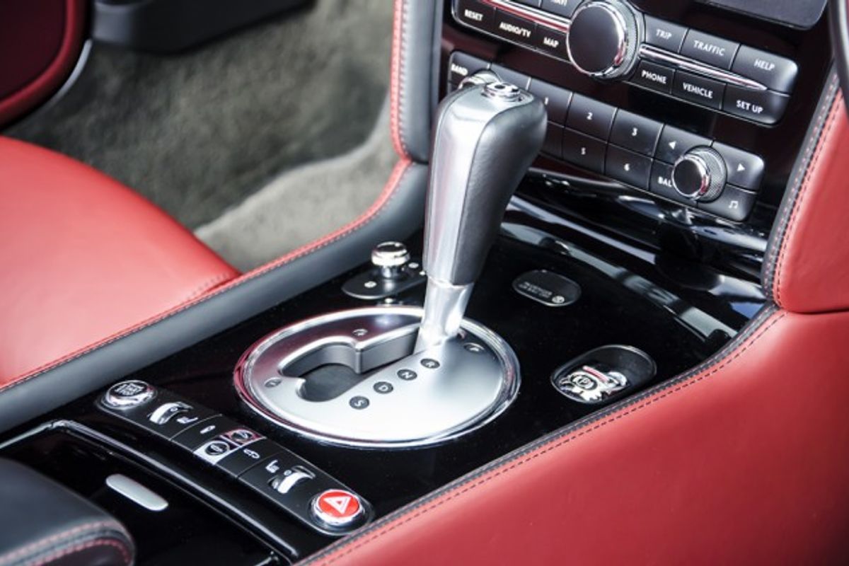 BENTLEY CONTINENTAL GTC CONVERTIBLE 6.0 W12 Auto
