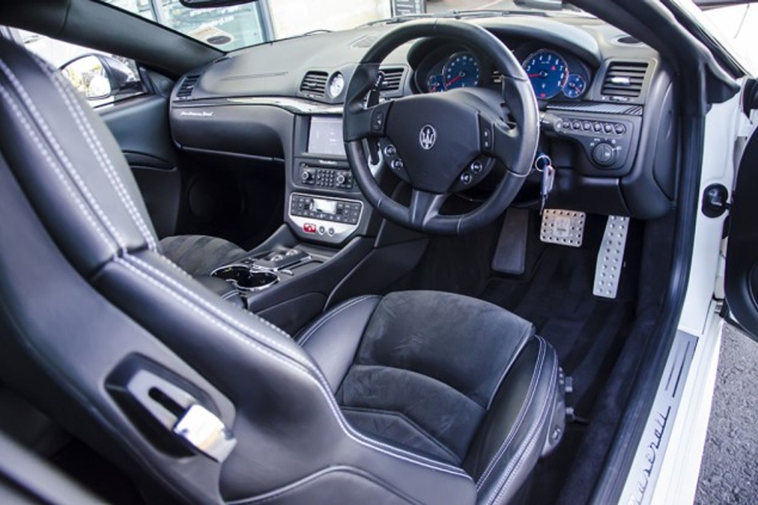 MASERATI GRANTURISMO COUPE V8 Sport MC Shift
