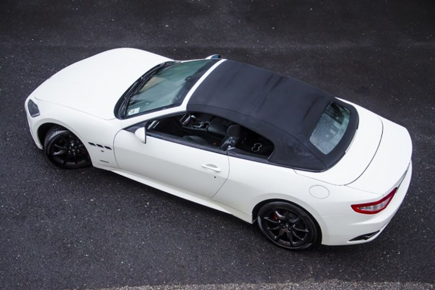 MASERATI GRANCABRIO CONVERTIBLE V8 Sport MC Shift