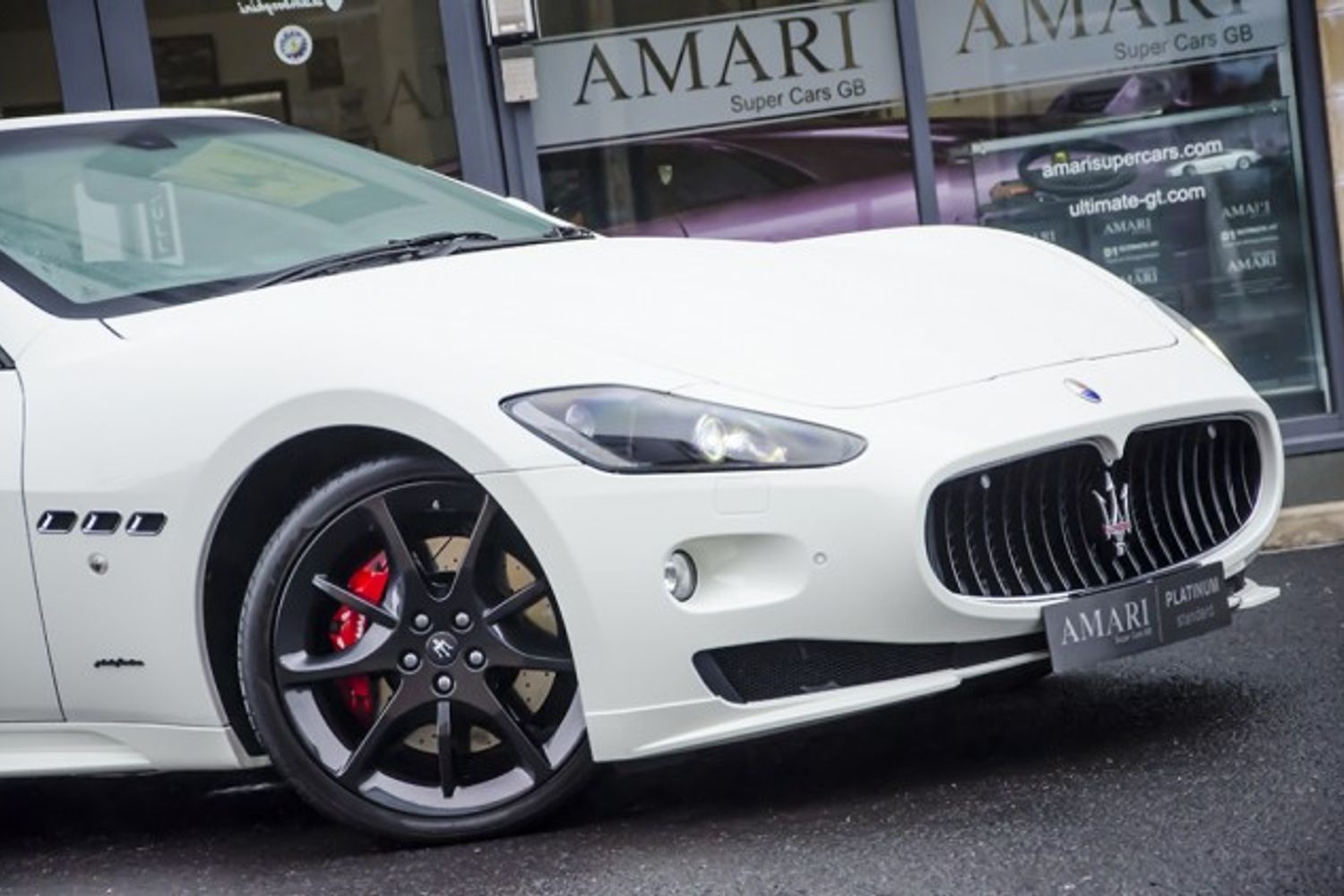 MASERATI GRANCABRIO CONVERTIBLE V8 Sport MC Shift