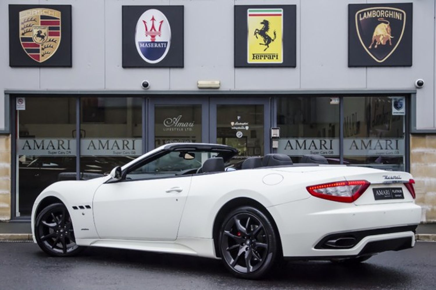 MASERATI GRANCABRIO CONVERTIBLE V8 Sport MC Shift