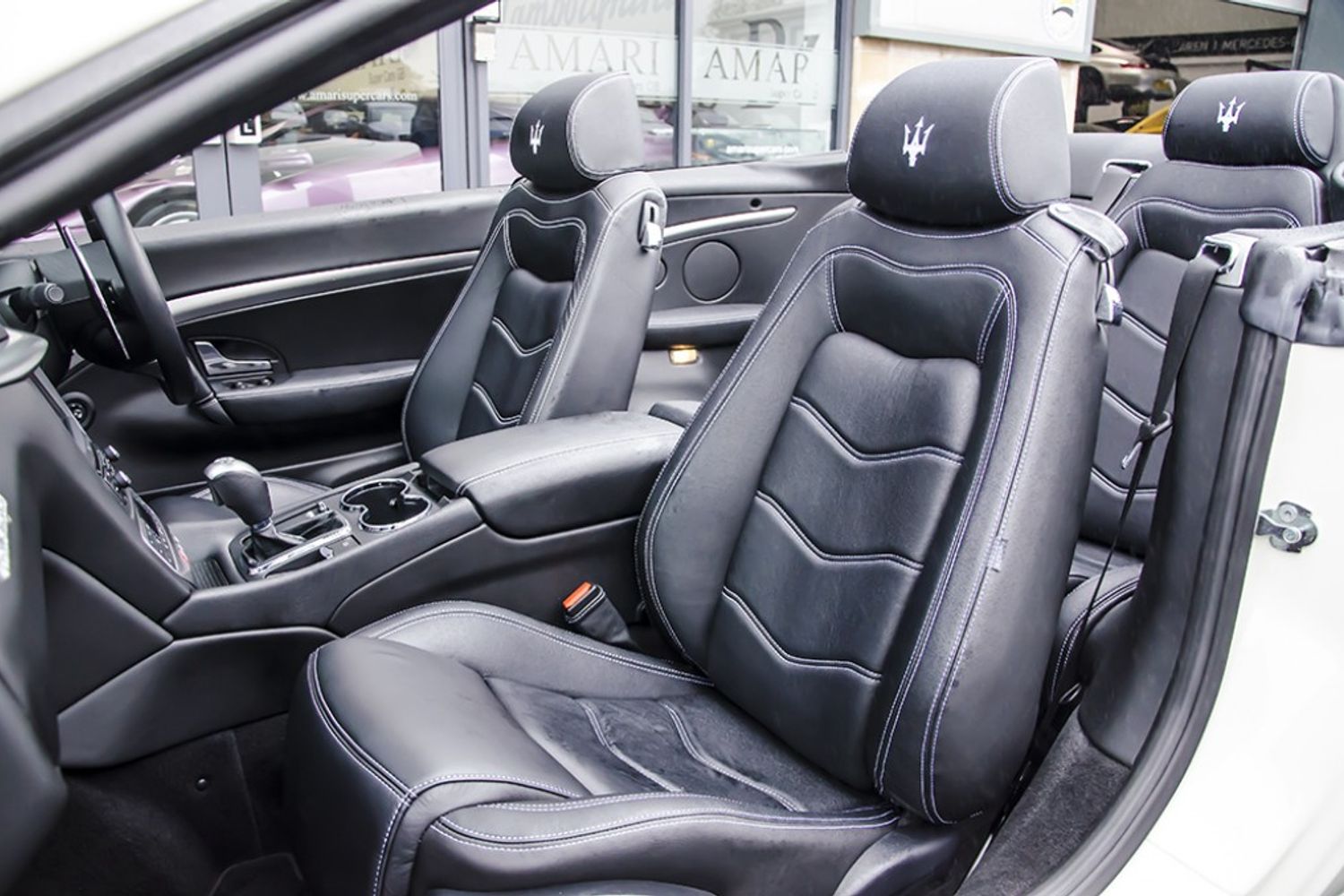 MASERATI GRANCABRIO CONVERTIBLE V8 Sport MC Shift