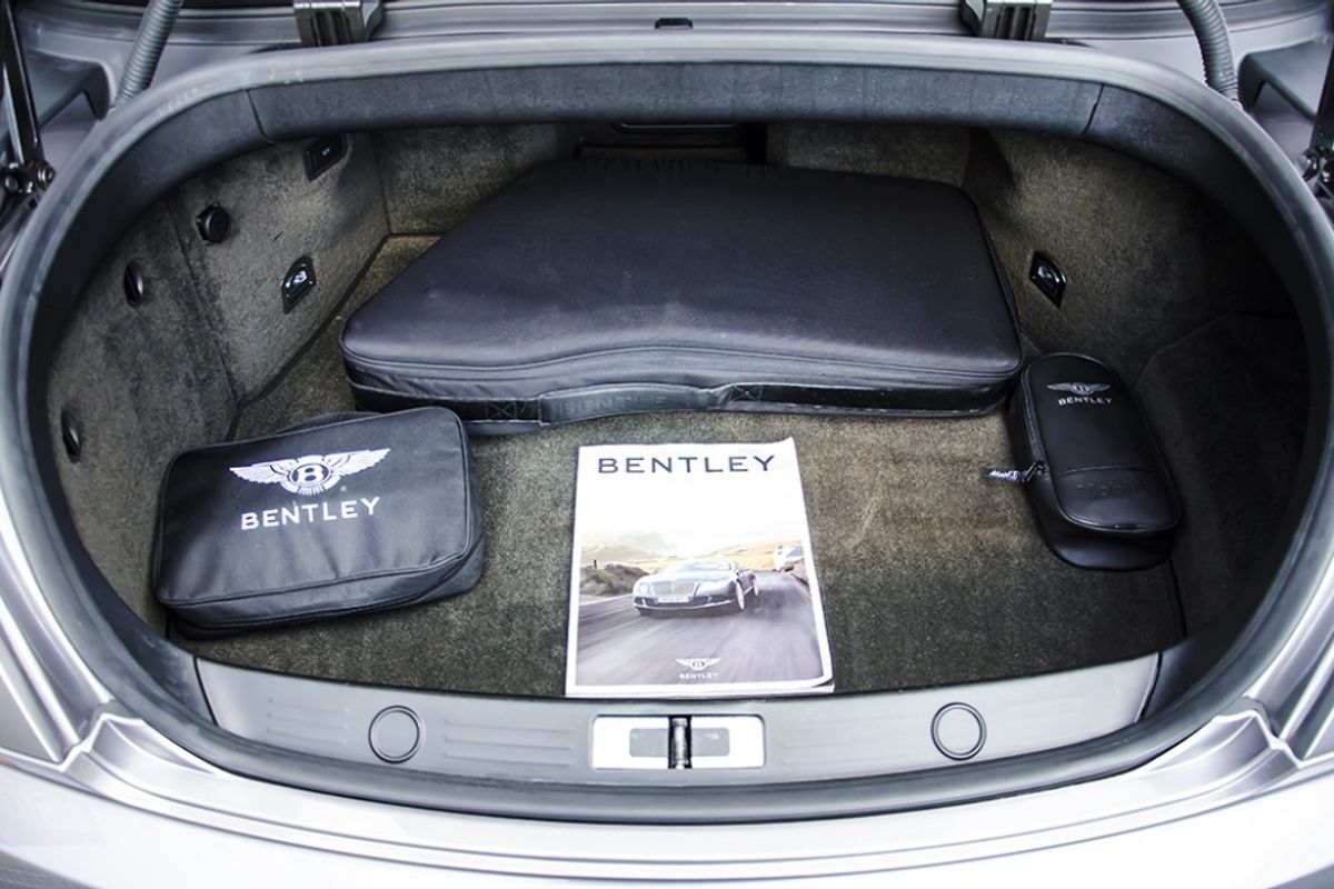 BENTLEY CONTINENTAL GTC CONVERTIBLE 6.0 W12 Auto