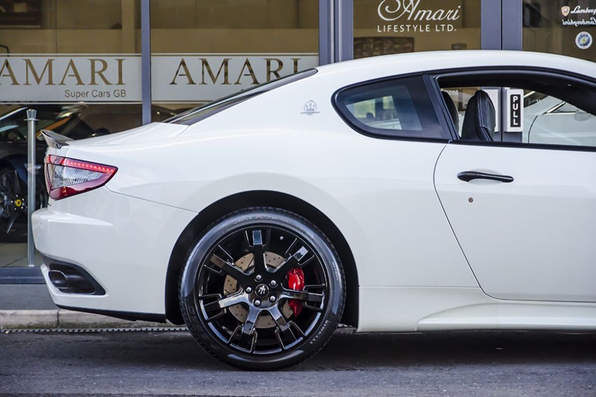 MASERATI GRANTURISMO COUPE V8 Sport MC Shift