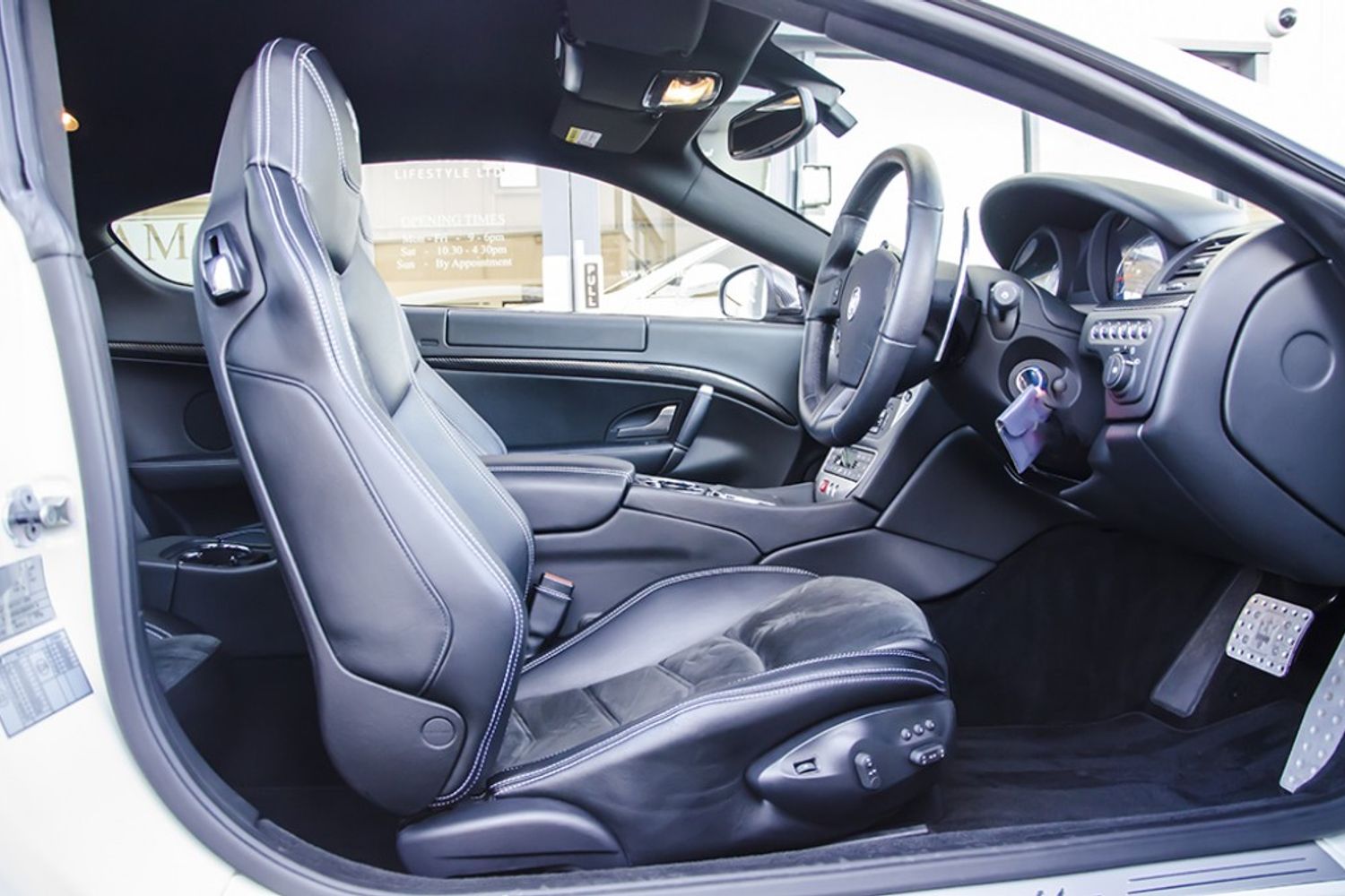 MASERATI GRANTURISMO COUPE V8 Sport MC Shift