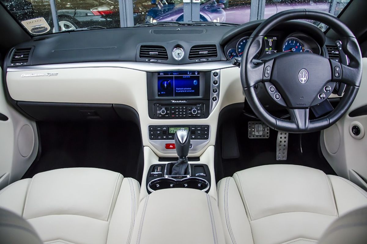 MASERATI GRANTURISMO COUPE V8 Sport MC Auto Shift