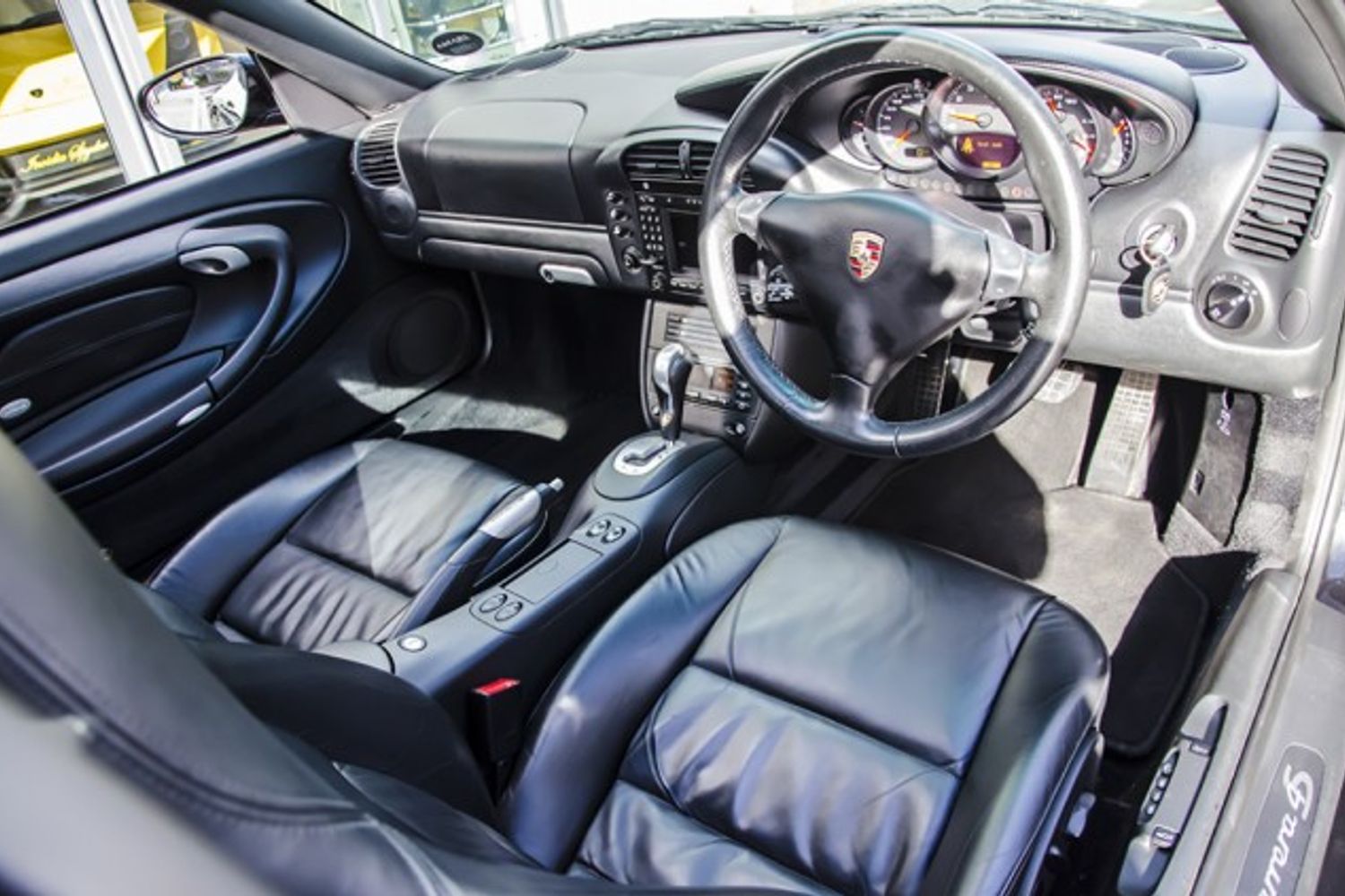 PORSCHE 911 [996] CARRERA 4 COUPE S Tiptronic S