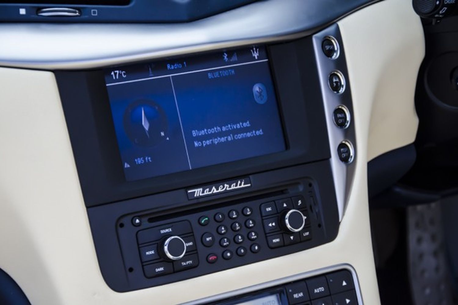 MASERATI GRANCABRIO CONVERTIBLE V8 Auto