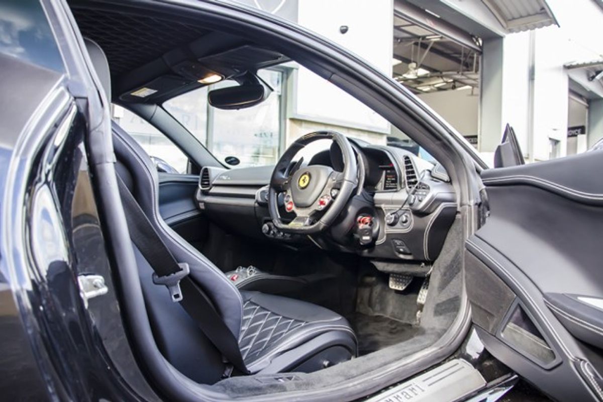 FERRARI 458 COUPE Italia Auto