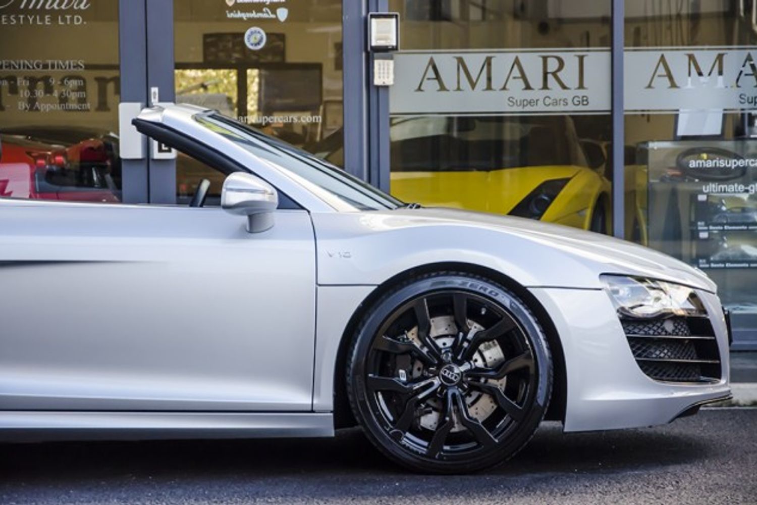 AUDI R8 SPYDER 5.2 FSI Quattro