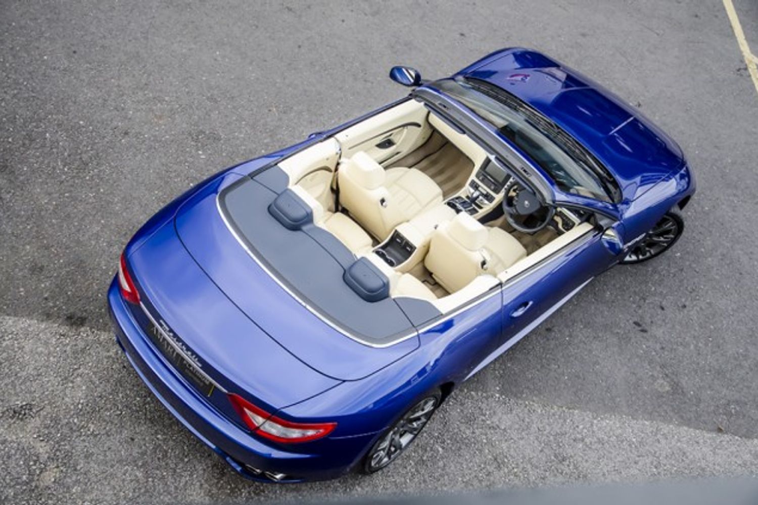 MASERATI GRANCABRIO CONVERTIBLE V8 Auto