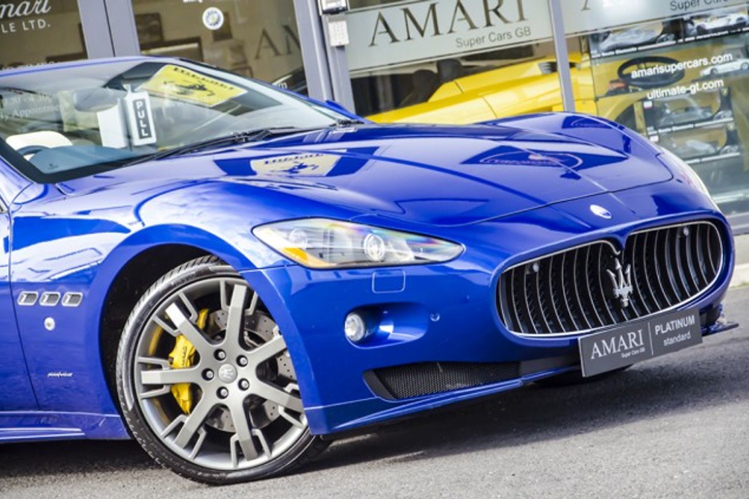 MASERATI GRANCABRIO CONVERTIBLE V8 Auto