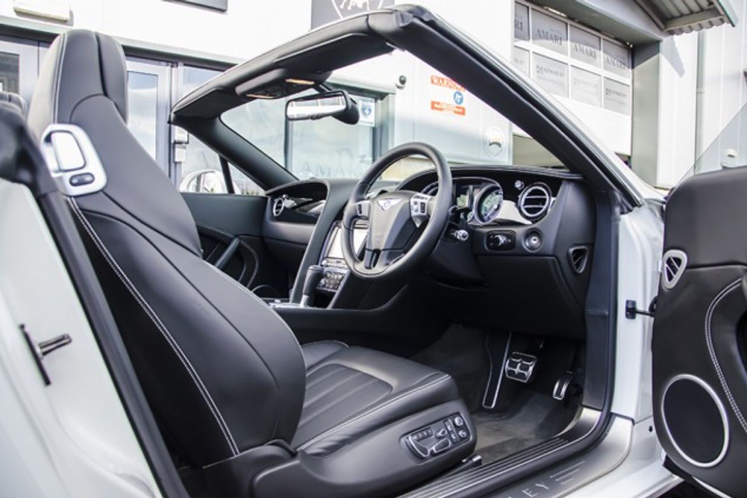BENTLEY CONTINENTAL GTC CONVERTIBLE 4.0 V8 Auto