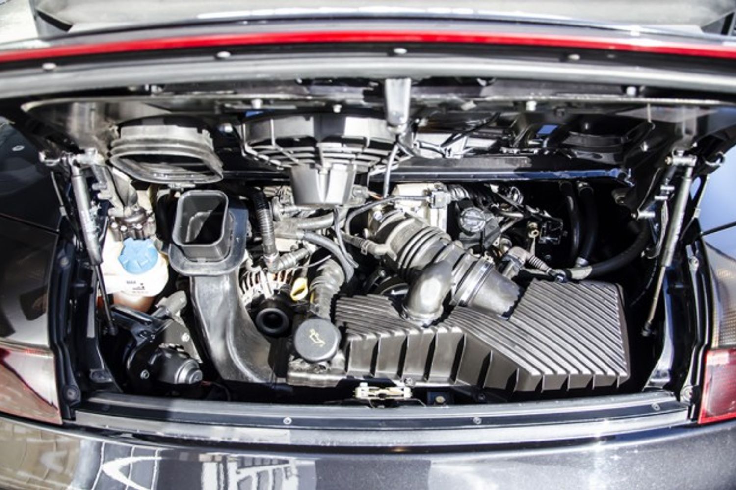 PORSCHE 911 [996] CARRERA 4 COUPE S Tiptronic S
