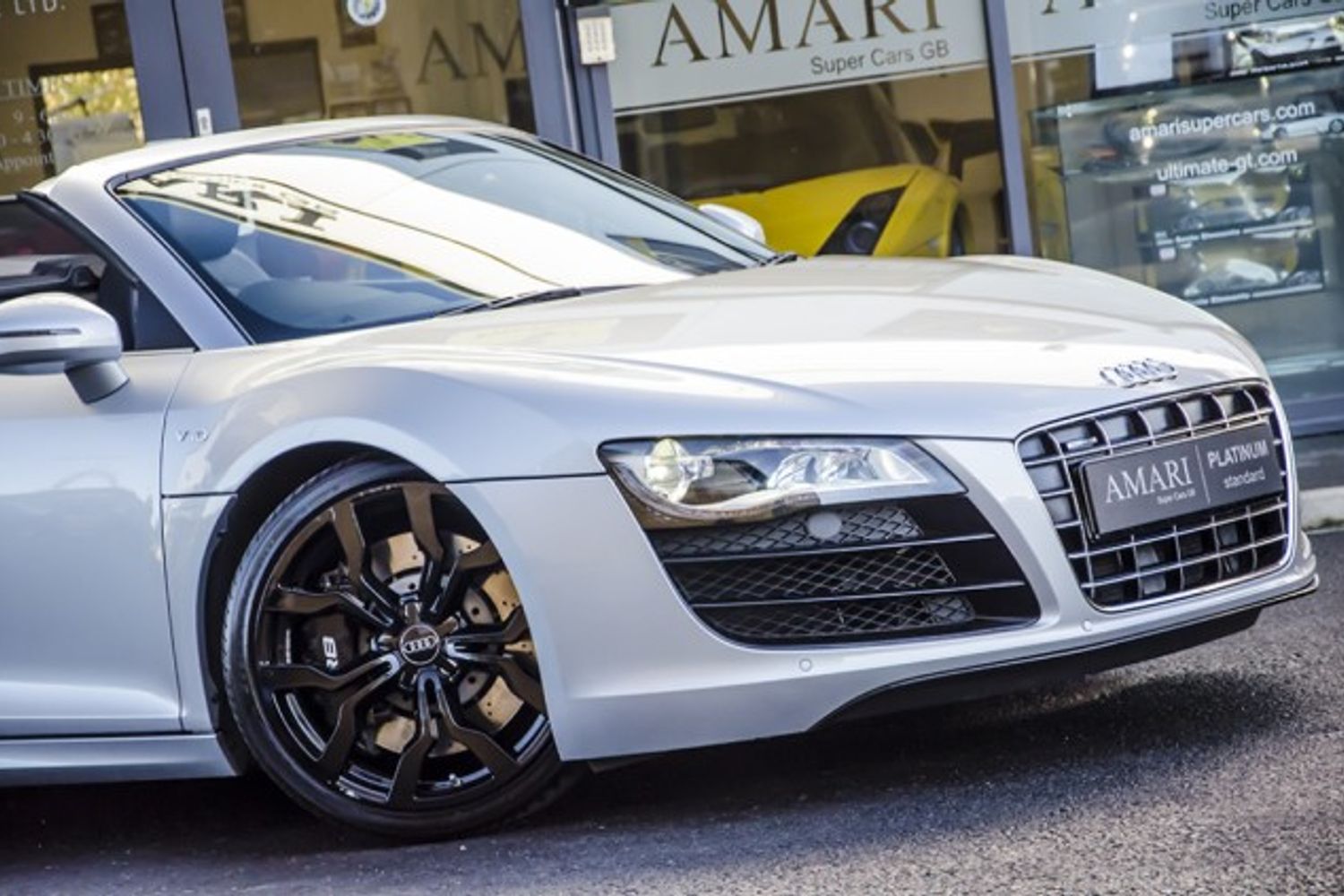 AUDI R8 SPYDER 5.2 FSI Quattro