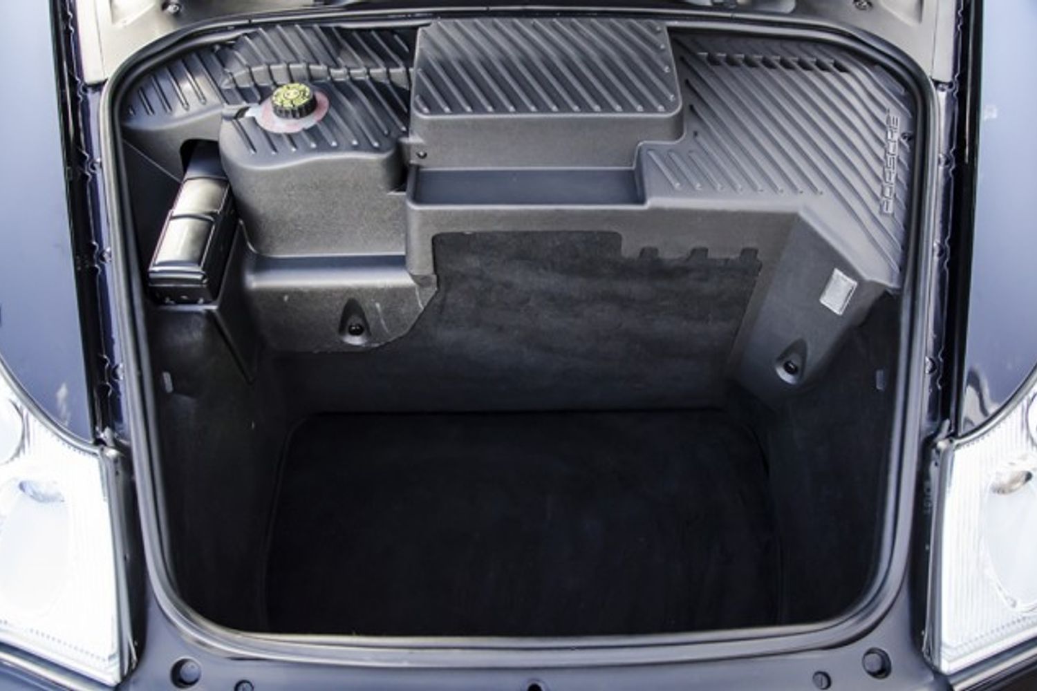 PORSCHE 911 [996] CARRERA 4 COUPE S Tiptronic S