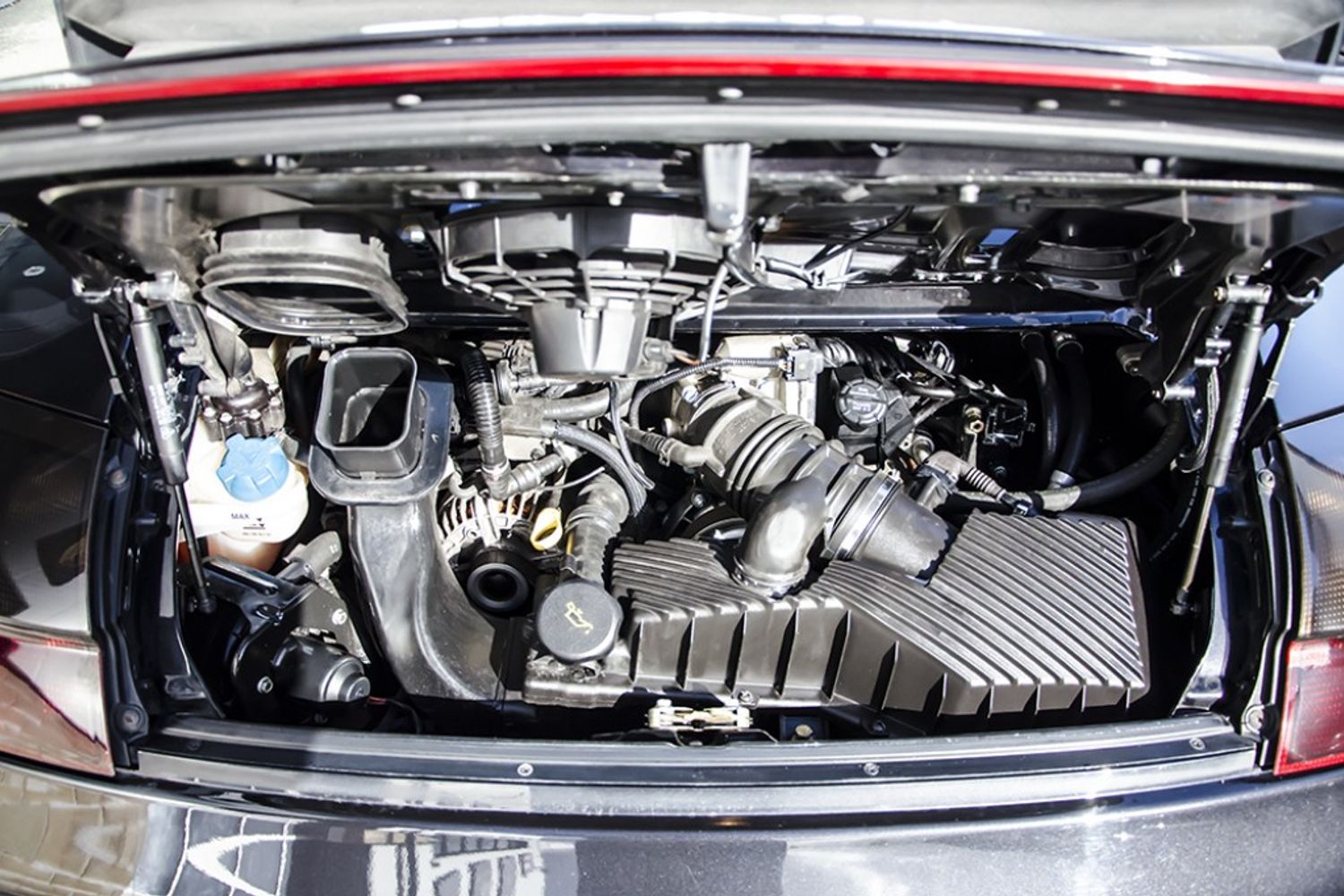 PORSCHE 911 [996] CARRERA 4 COUPE S Tiptronic S