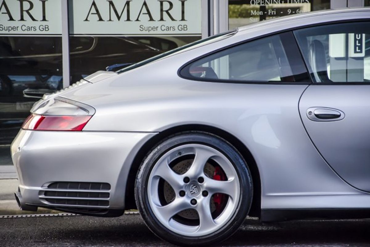 PORSCHE 911 [996] CARRERA 4 COUPE S Tiptronic S