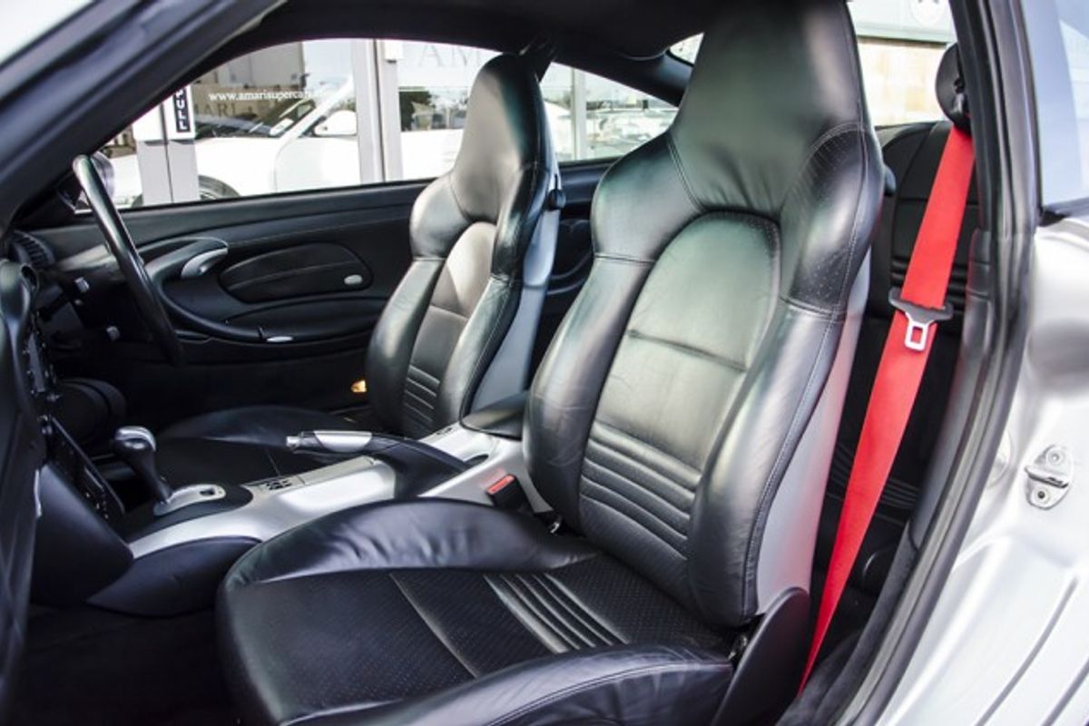 PORSCHE 911 [996] CARRERA 4 COUPE S Tiptronic S