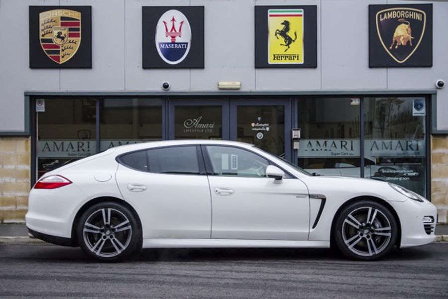 2012 PORSCHE PANAMERA DIESEL SALOON