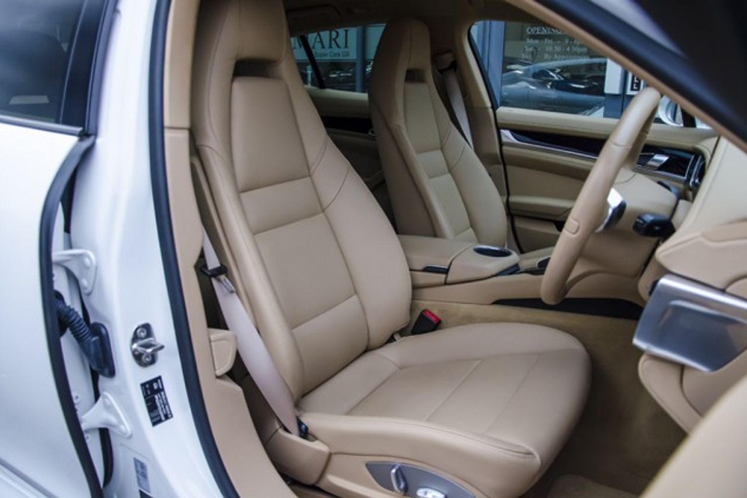 PORSCHE PANAMERA DIESEL SALOON 3.0 V6 Diesel Tiptronic S