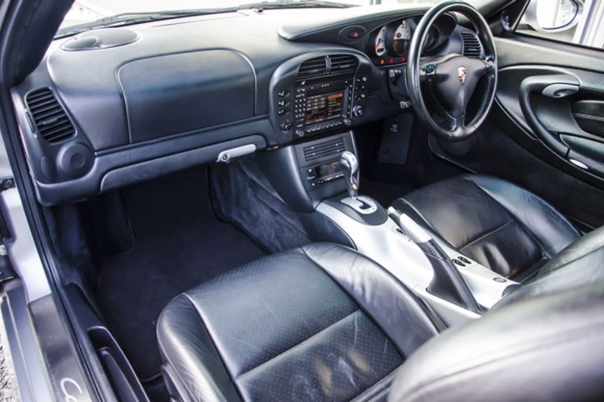 PORSCHE 911 [996] CARRERA 4 COUPE S Tiptronic S