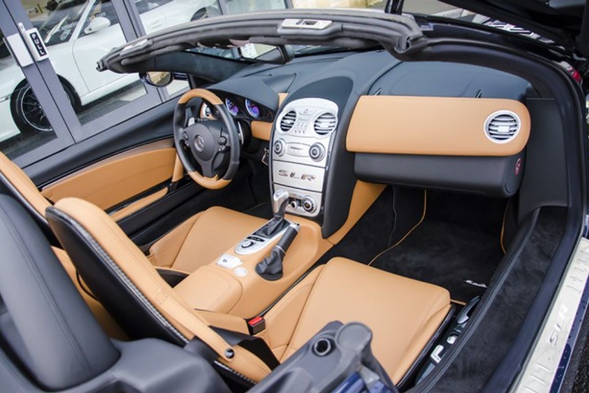 MERCEDES-BENZ McLaren SLR Roadster