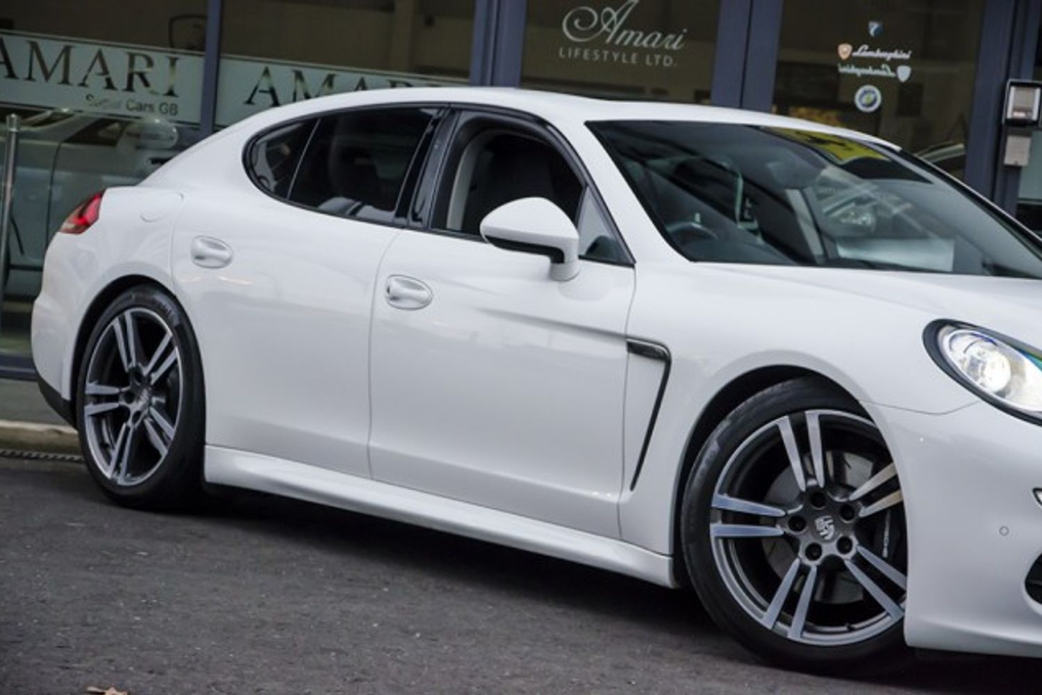 PORSCHE PANAMERA DIESEL SALOON 3.0 V6 Diesel Tiptronic S
