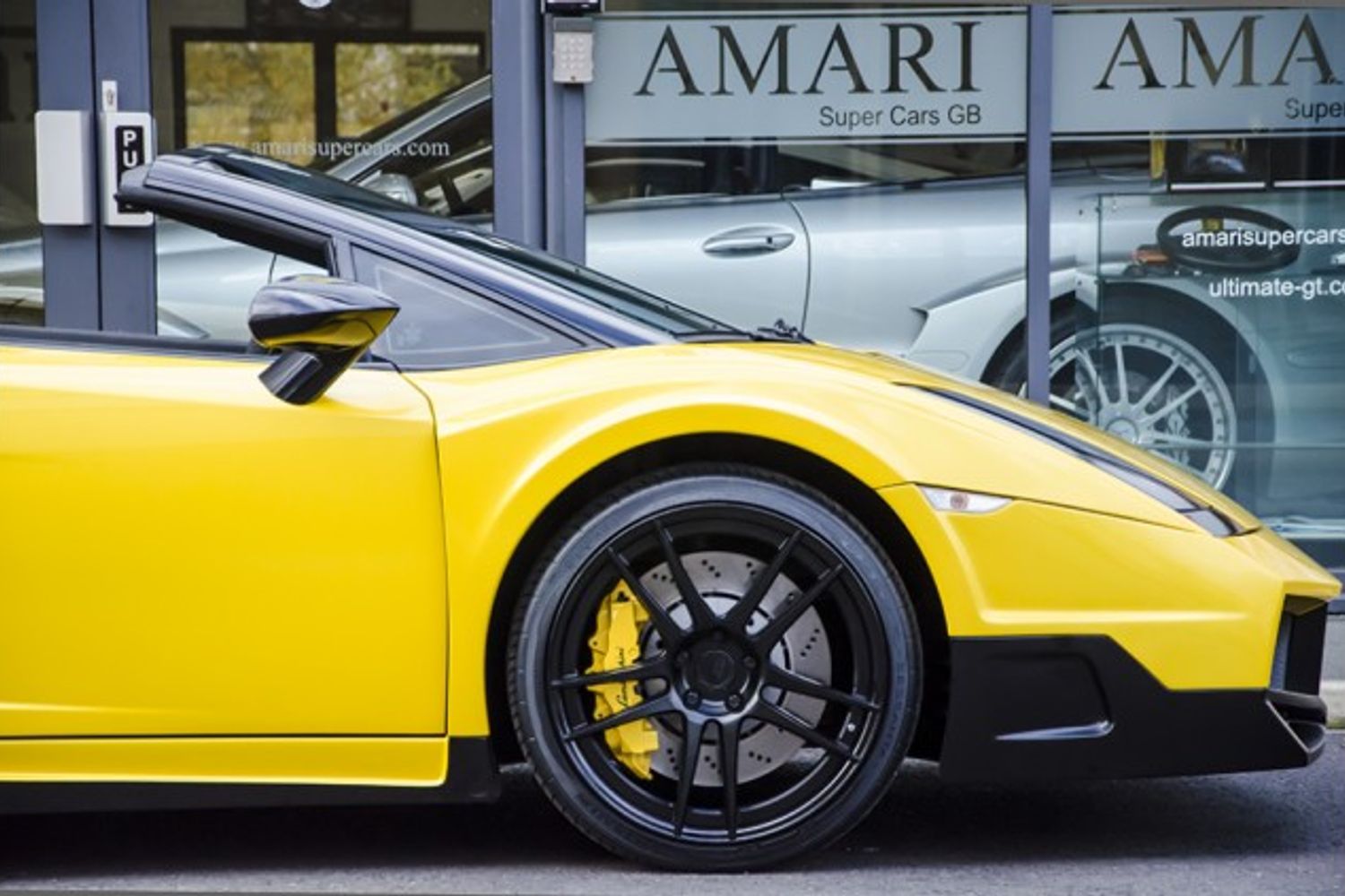 LAMBORGHINI Gallardo Invidia 560 Spyder