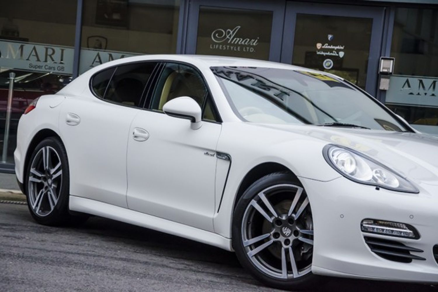 PORSCHE PANAMERA DIESEL SALOON 3.0 V6 Diesel Tiptronic S