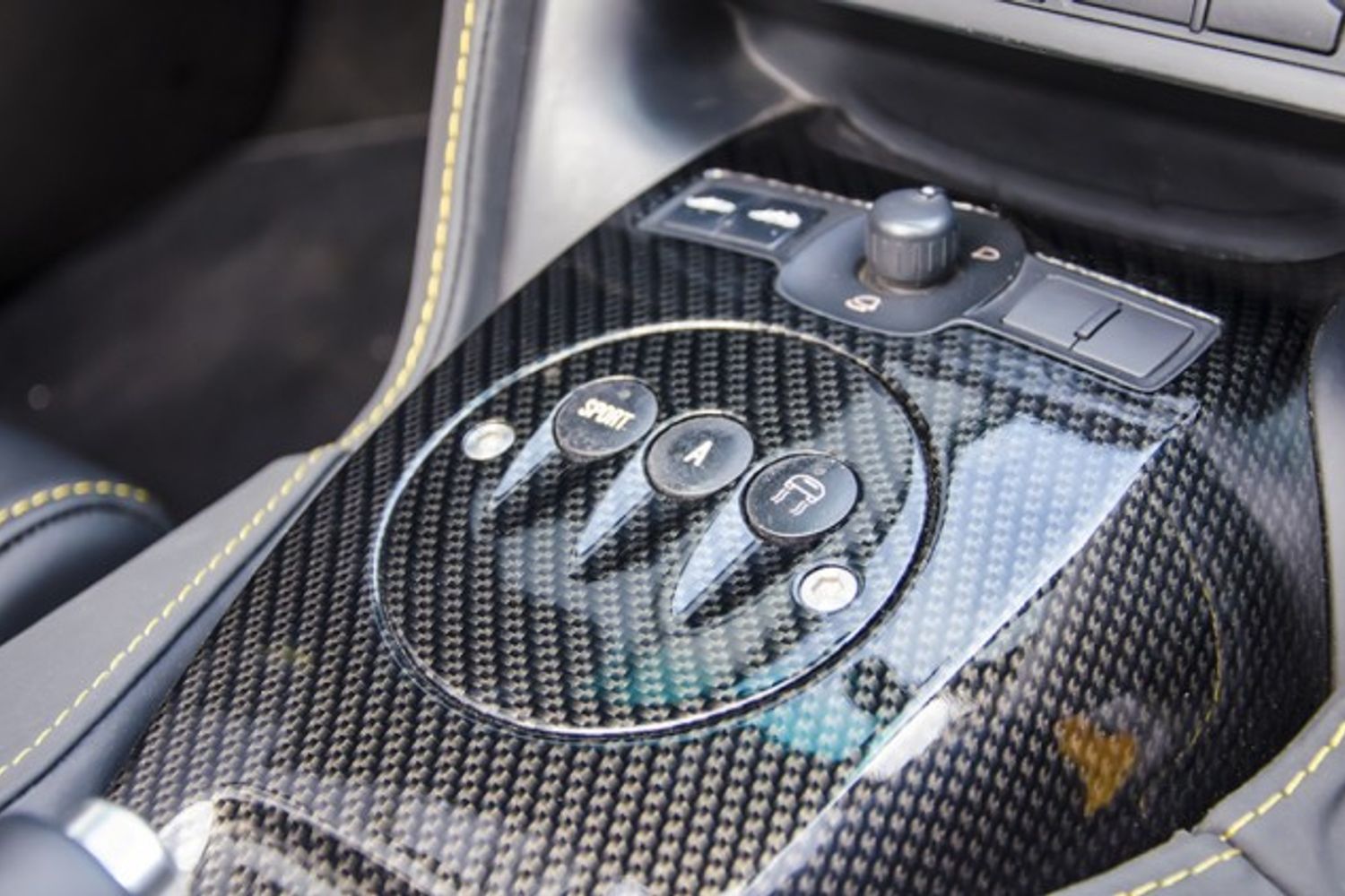 LAMBORGHINI Gallardo Invidia 560 Spyder