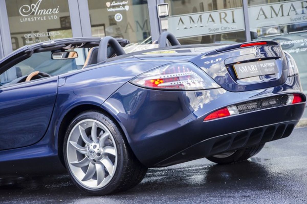 MERCEDES-BENZ McLaren SLR Roadster