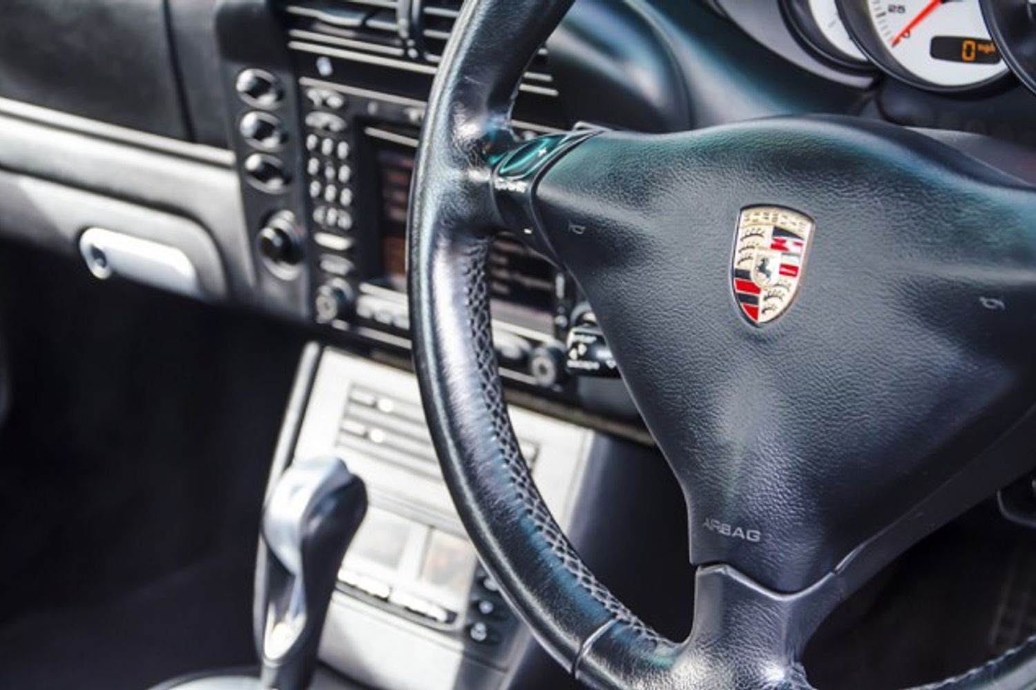 PORSCHE 911 [996] CARRERA 4 COUPE S Tiptronic S