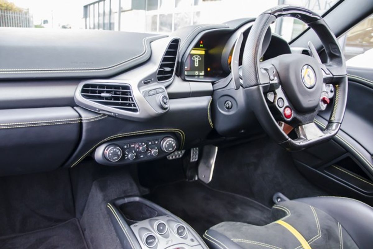 FERRARI 458 COUPE Italia Auto
