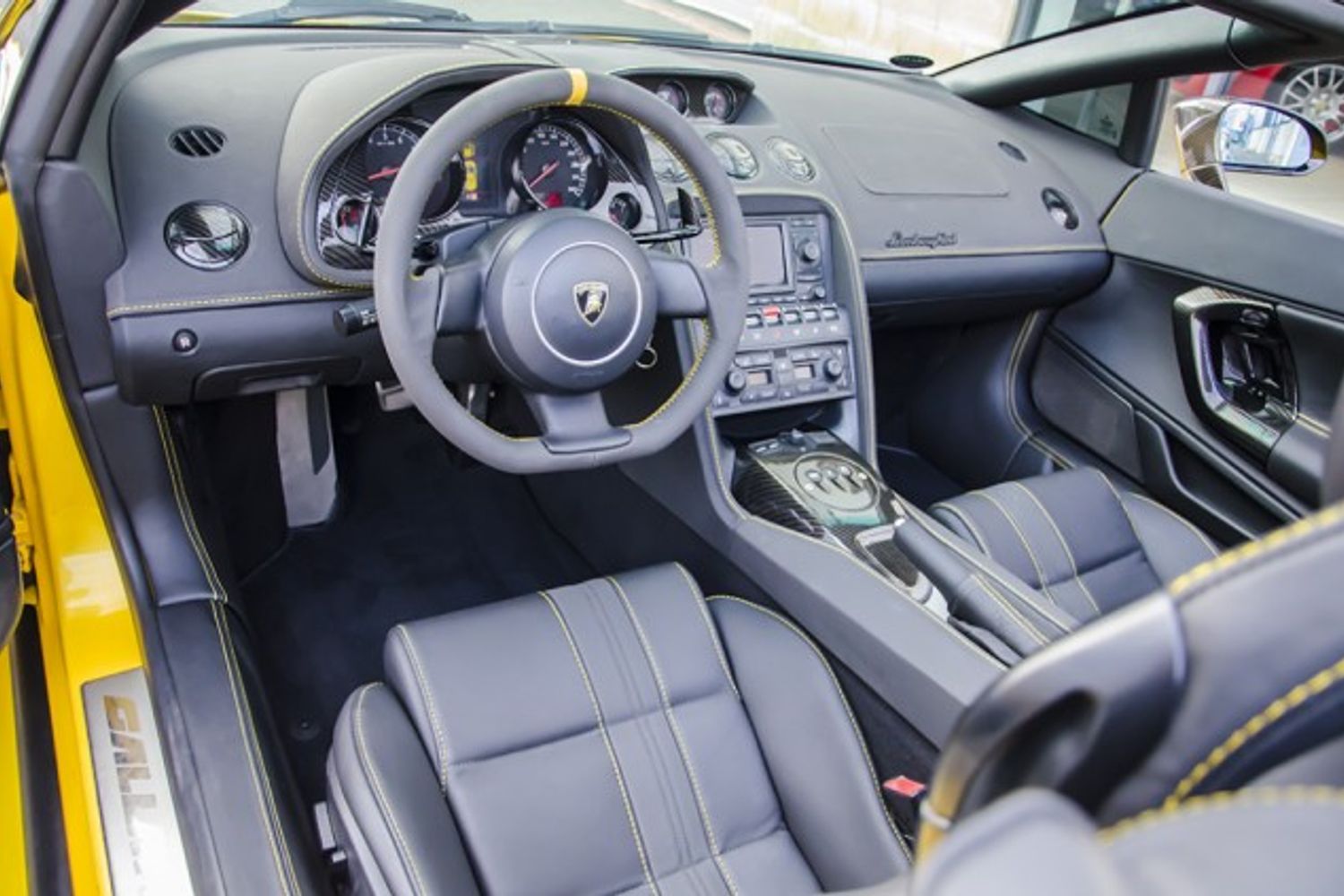 LAMBORGHINI Gallardo Invidia 560 Spyder