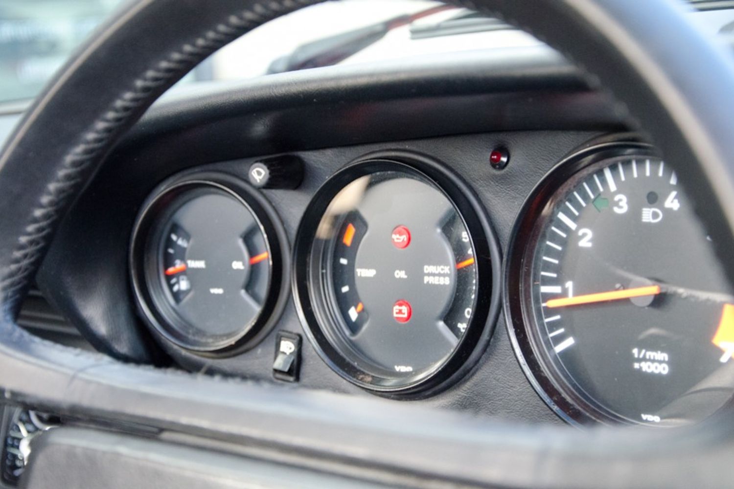 PORSCHE 911 Sports