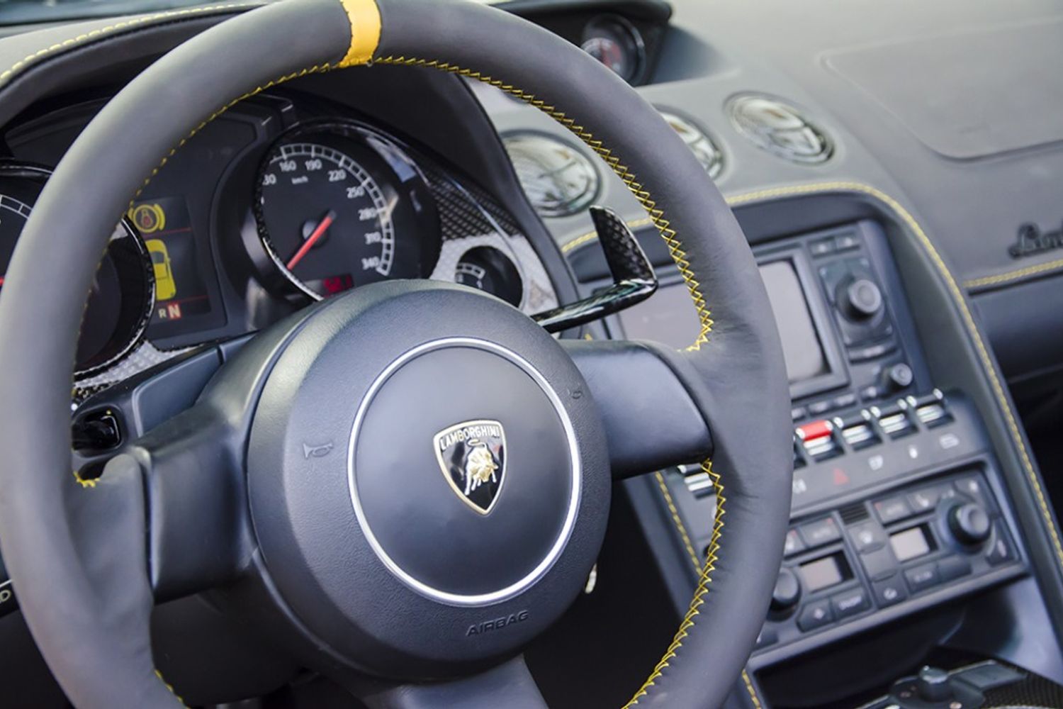LAMBORGHINI Gallardo Invidia 560 Spyder