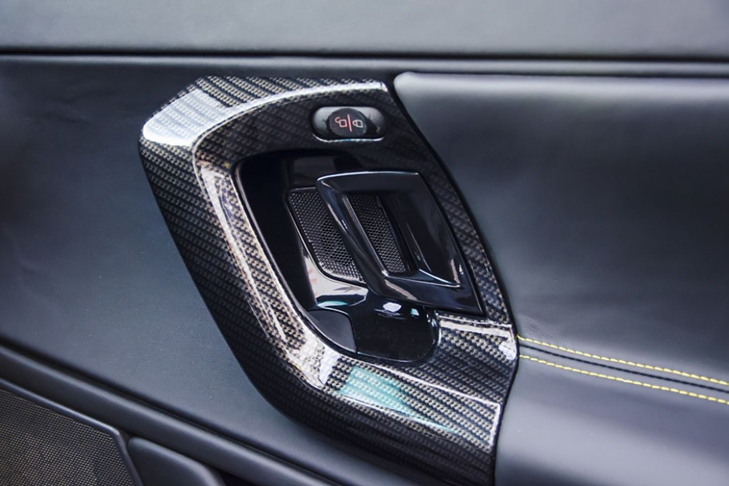 LAMBORGHINI Gallardo Invidia 560 Spyder
