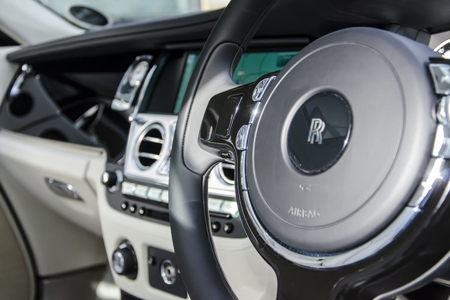 ROLLS-ROYCE WRAITH COUPE 2dr Auto