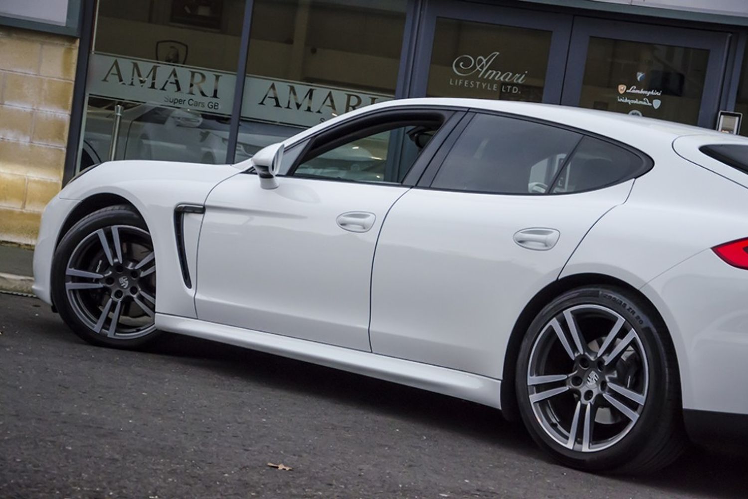 PORSCHE PANAMERA DIESEL SALOON 3.0 V6 Diesel Tiptronic S