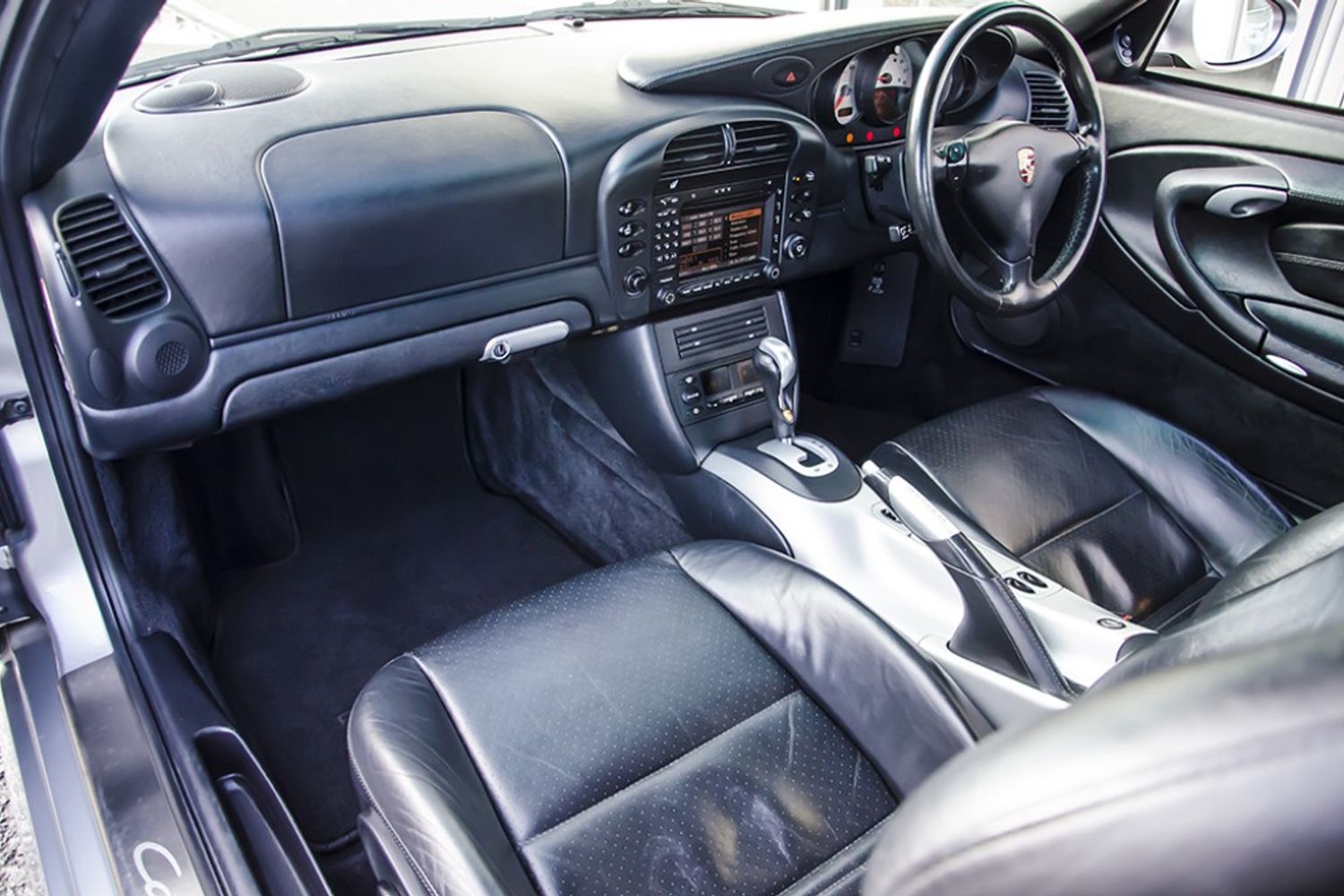 PORSCHE 911 [996] CARRERA 4 COUPE S Tiptronic S