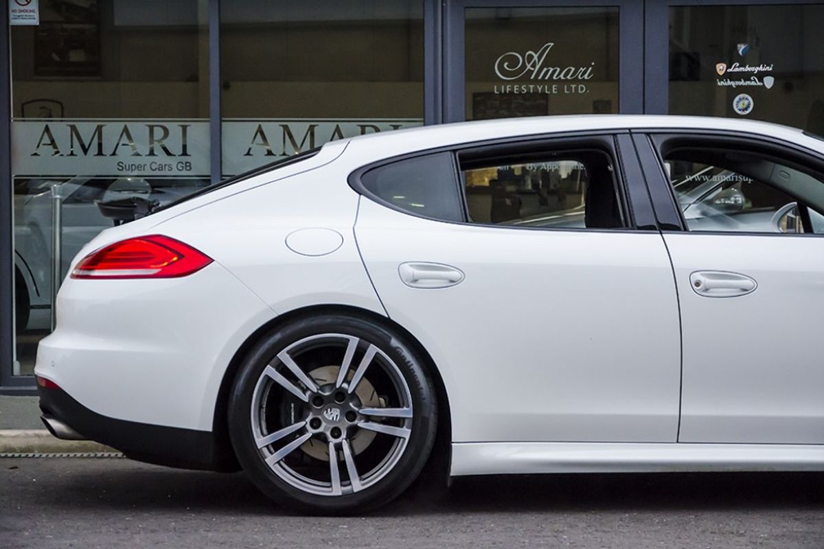 PORSCHE PANAMERA DIESEL SALOON 3.0 V6 Diesel Tiptronic S