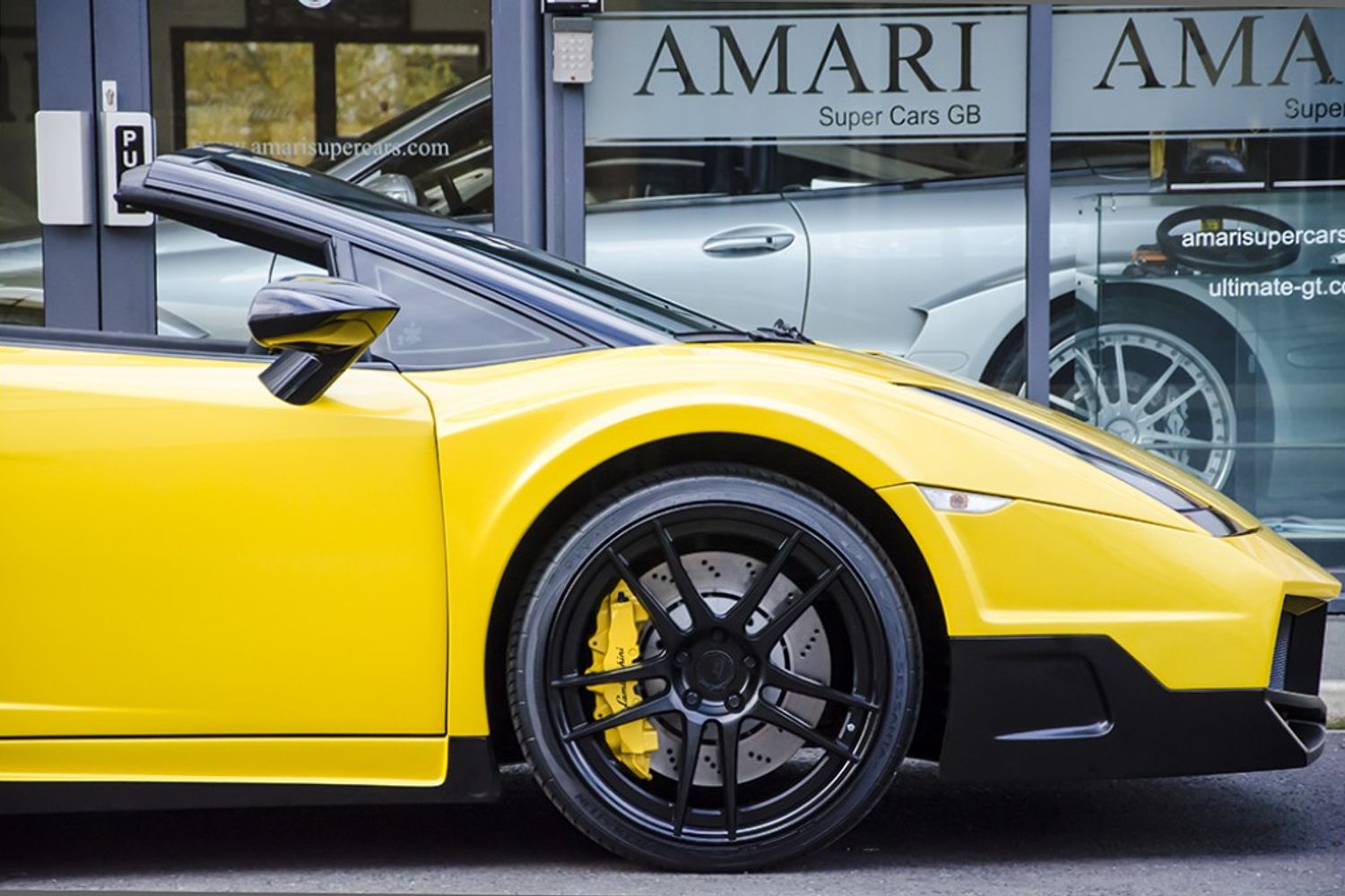 LAMBORGHINI Gallardo Invidia 560 Spyder