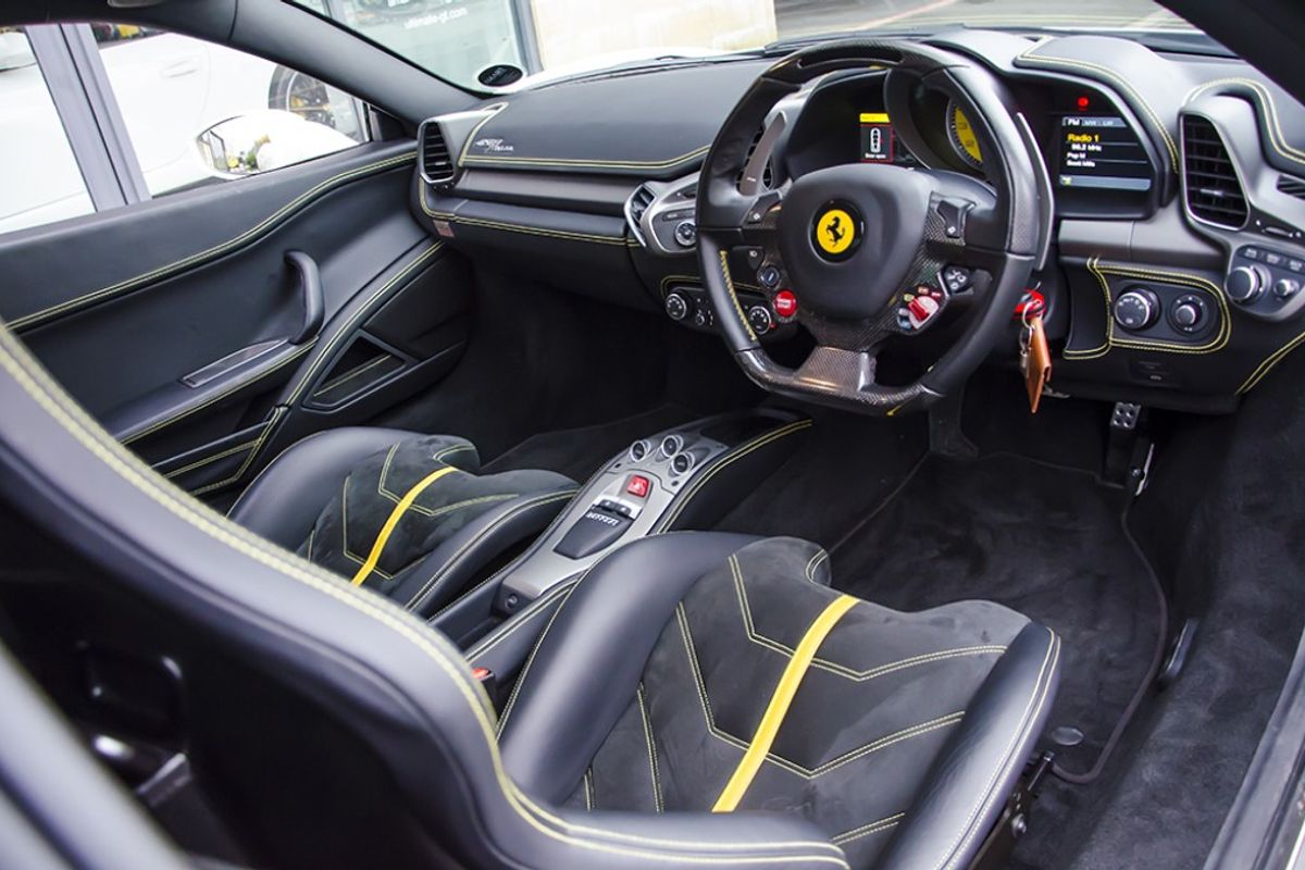FERRARI 458 COUPE Italia Auto